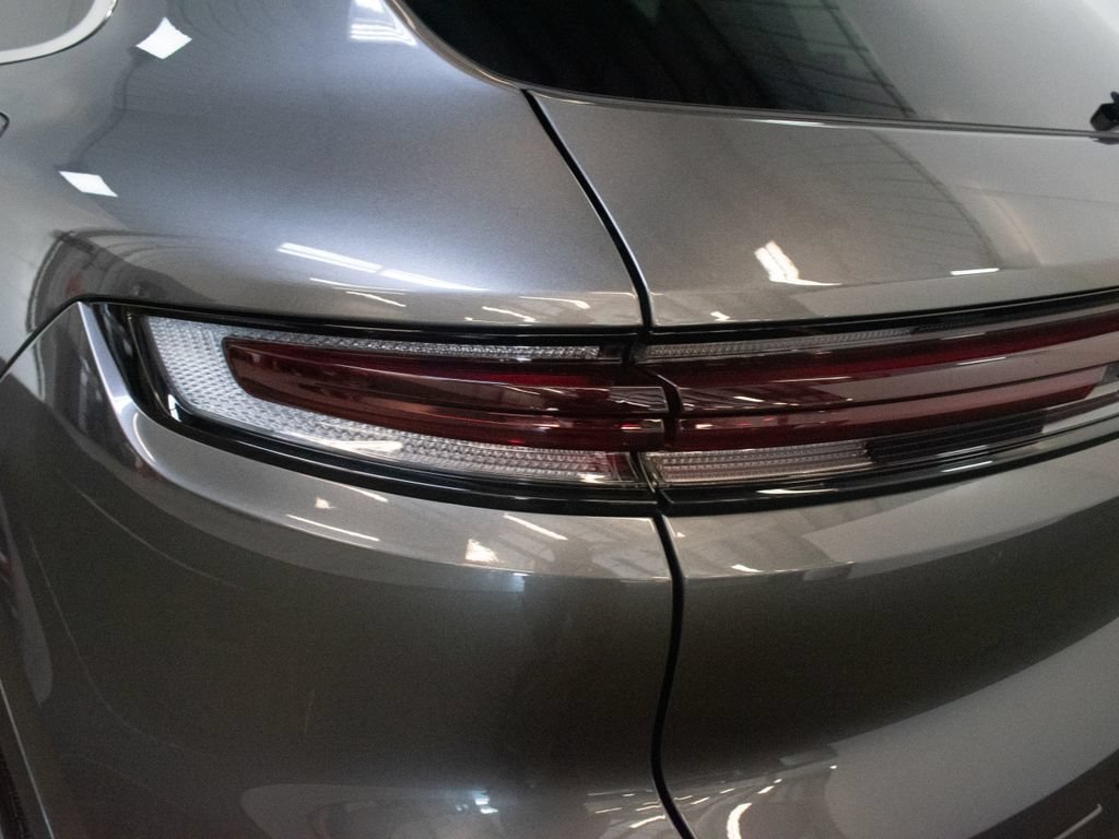 Certified 2026 Porsche Cayenne E-Hybrid AWD/4WD image 12