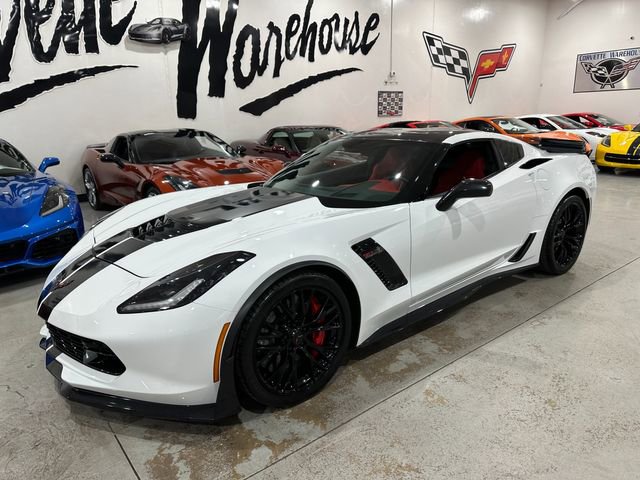 Used 2016 Chevrolet Corvette Z06 w/ 3LZ Preferred Equipment Group RWD image 24