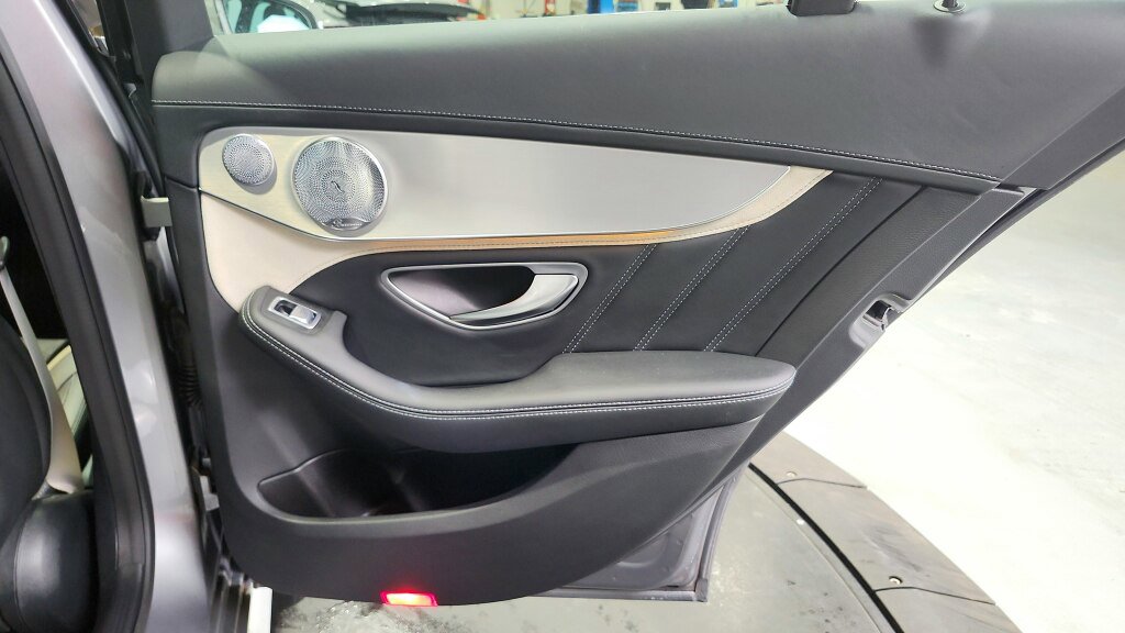 Used 2015 Mercedes-Benz C 63 AMG S image 32