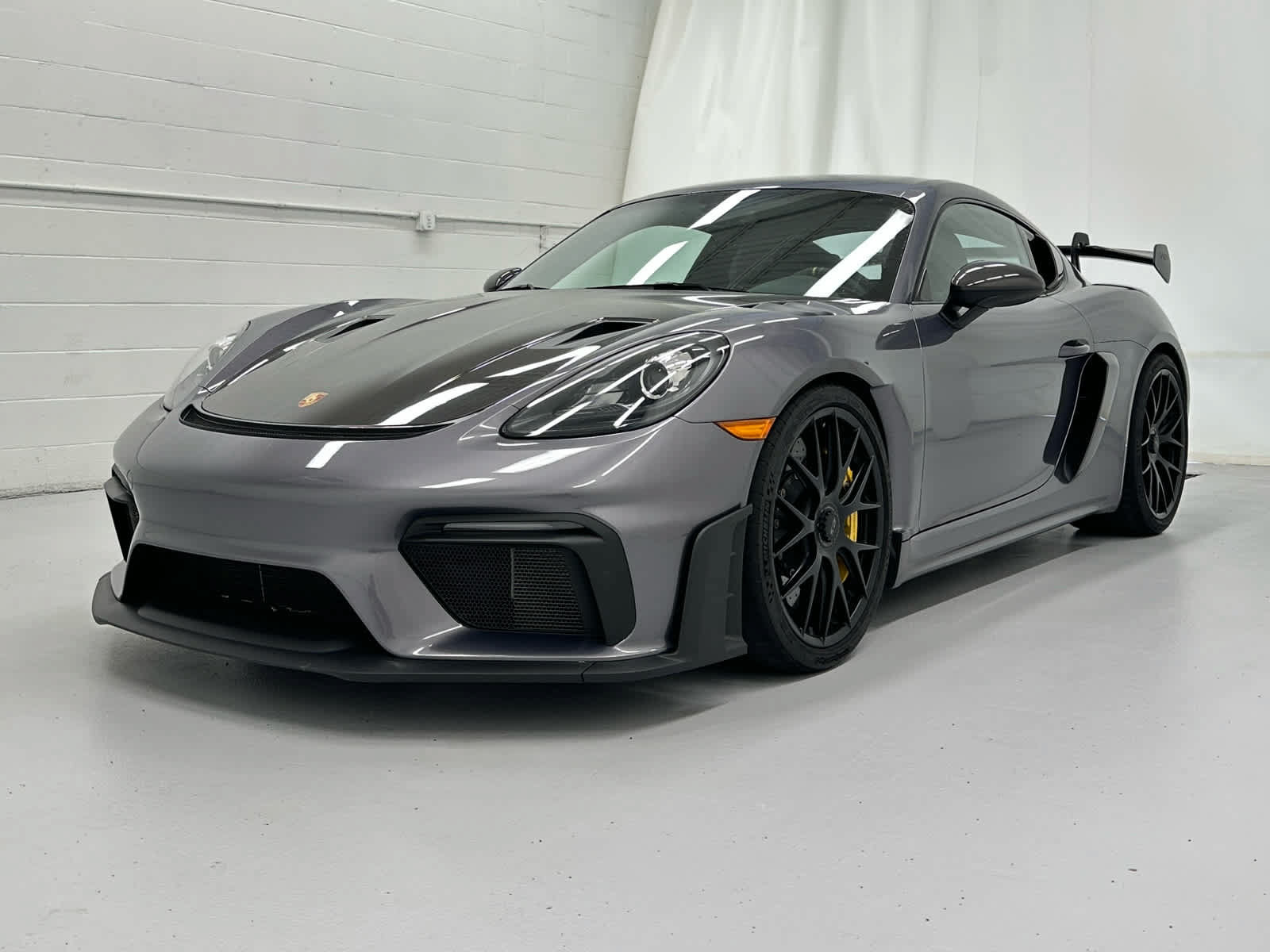 Used 2023 Porsche 718 Cayman GT4 RS RWD image 4