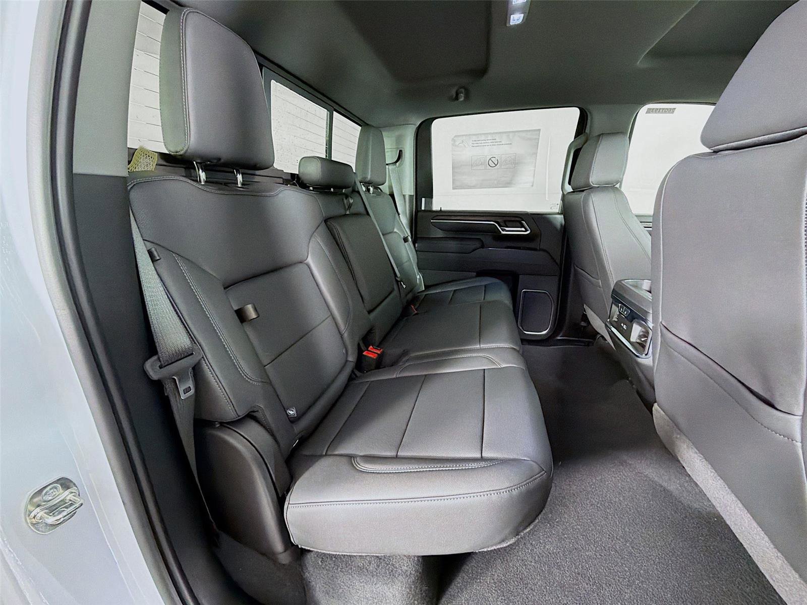 New 2026 GMC Sierra 2500 SLT w/ SLT Premium Package image 28