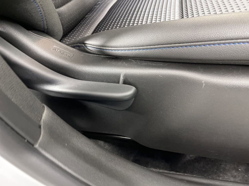 Used 2025 Chevrolet Trax LT w/ LT Convenience Package image 7