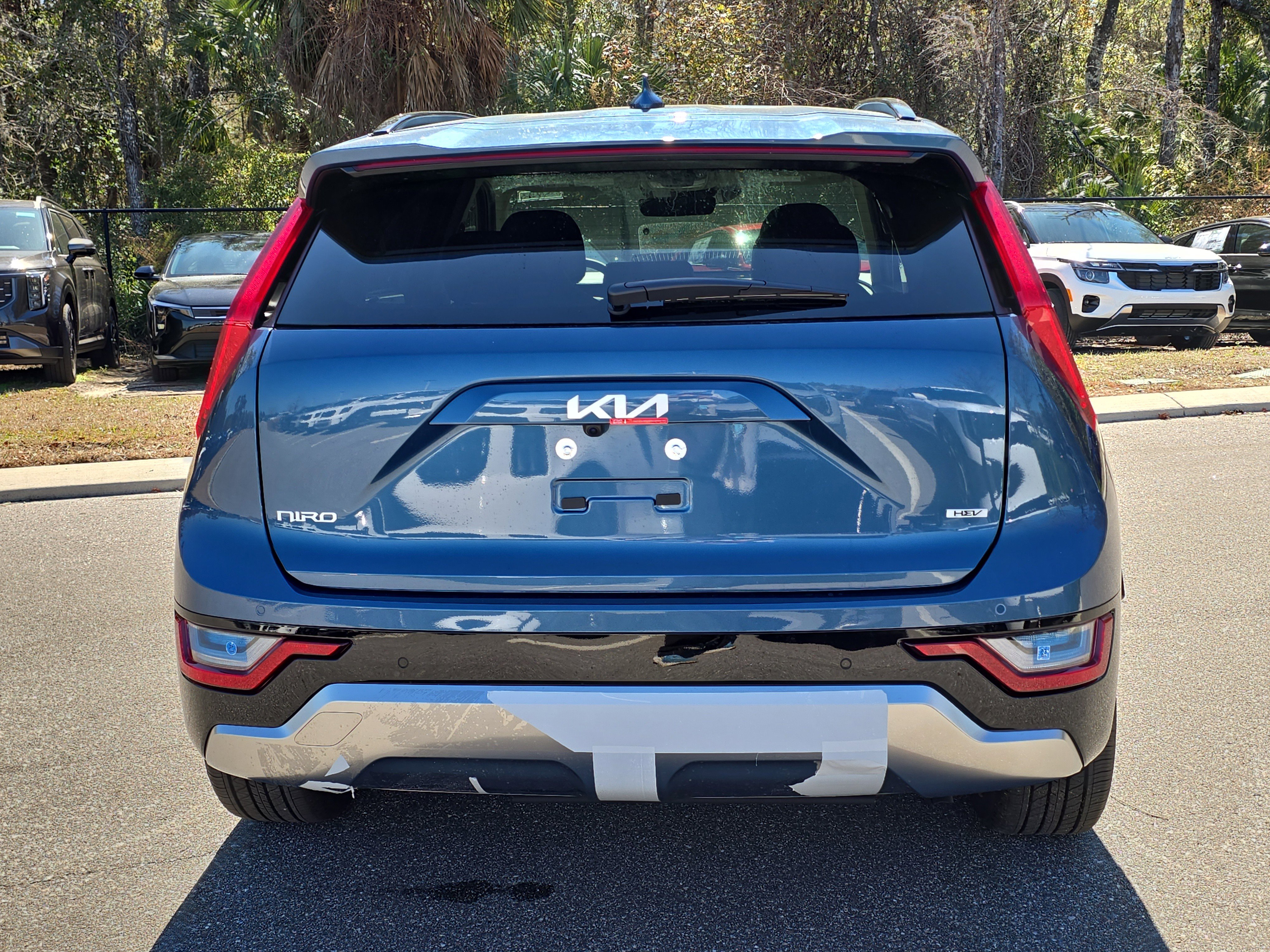 New 2026 Kia Niro SX Touring image 7