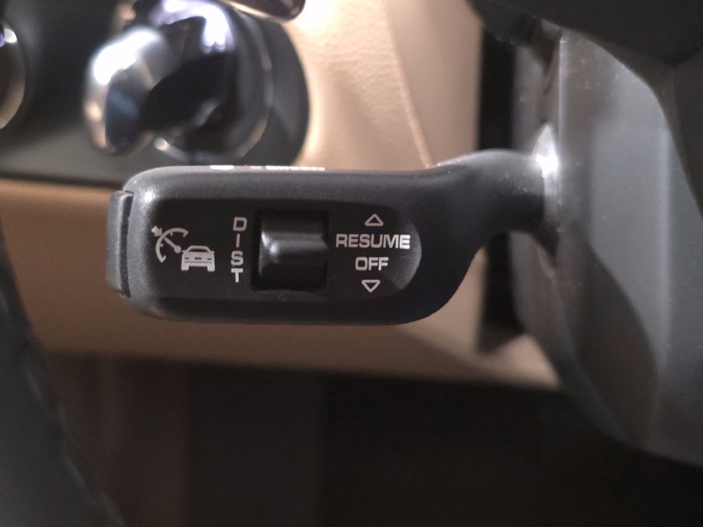 Certified 2026 Porsche Macan AWD/4WD image 28