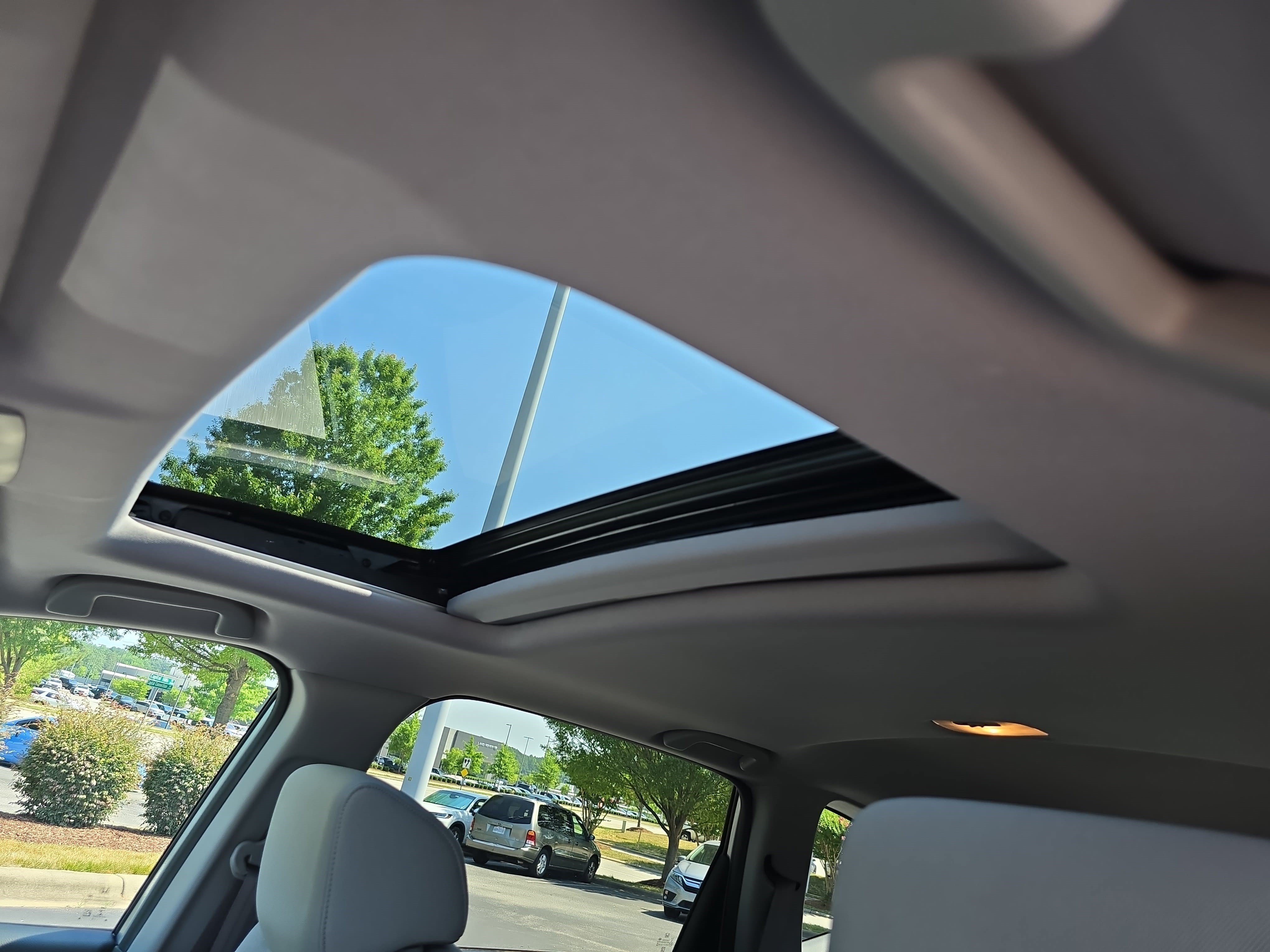Used 2019 Honda CR-V EX image 29