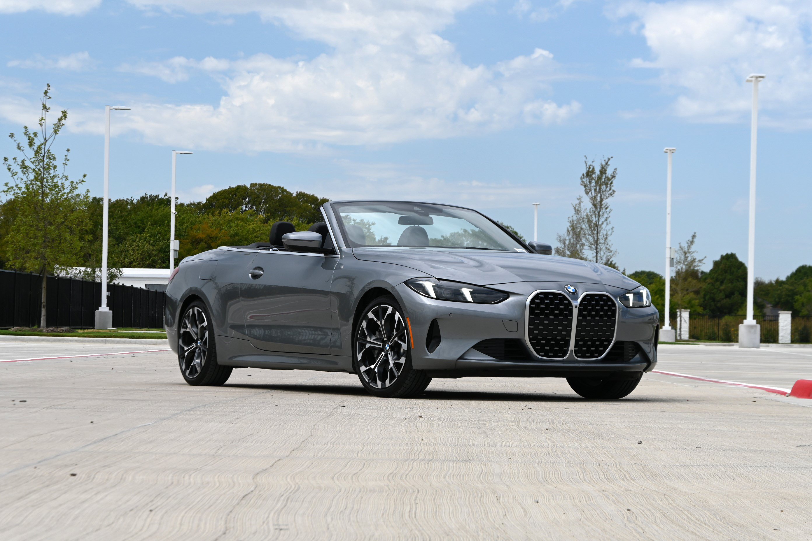 Certified 2025 BMW 430i Convertible w/ Premium Package RWD image 2