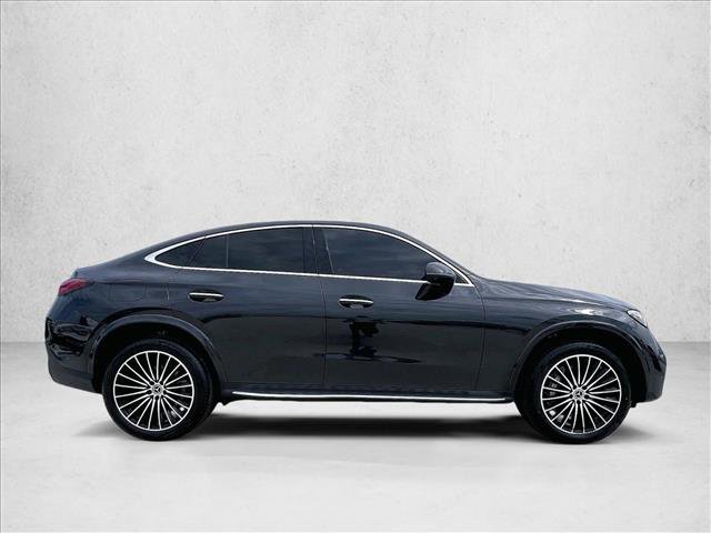 Used 2024 Mercedes-Benz GLC 300 4MATIC image 5