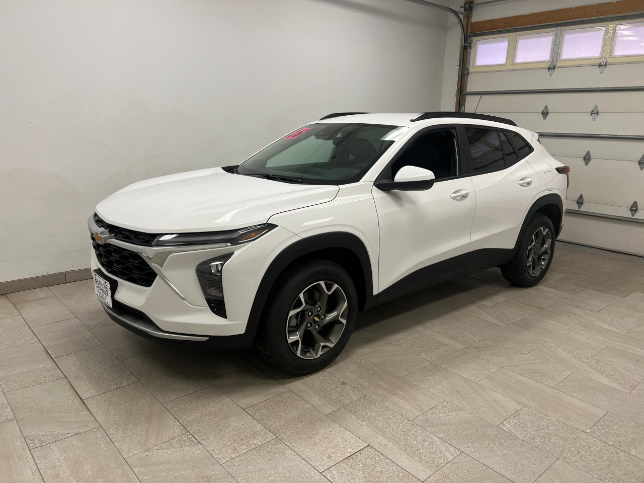 New 2026 Chevrolet Trax LT image 2