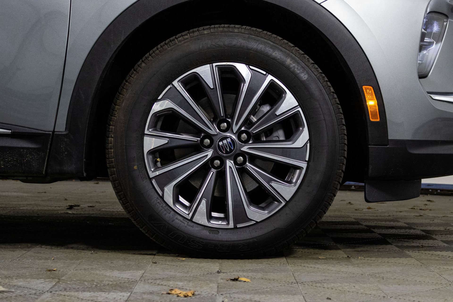 Certified 2025 Buick Envision Preferred image 40