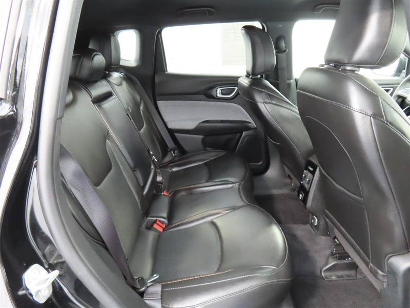 Used 2023 Jeep Compass Latitude AWD/4WD image 34