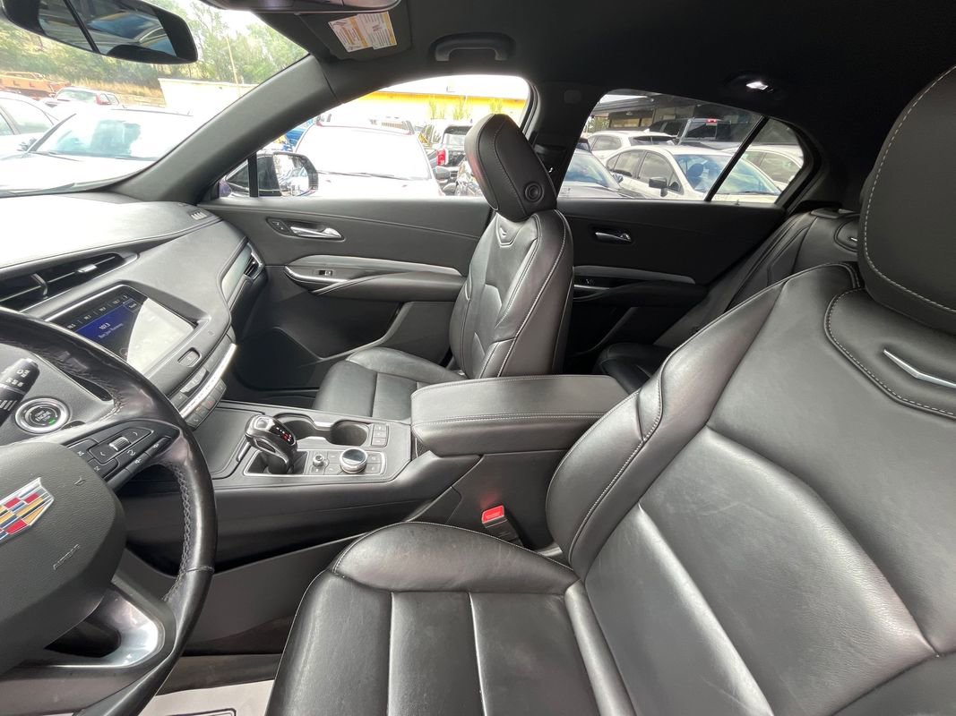 Used 2019 Cadillac XT4 Premium Luxury AWD/4WD image 10