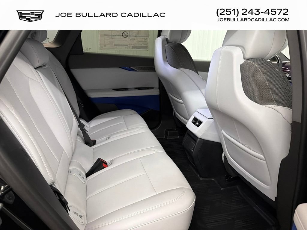 New 2027 Cadillac Optiq Luxury AWD/4WD image 24