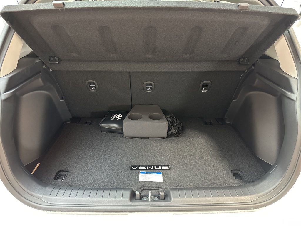 New 2026 Hyundai Venue SEL image 13