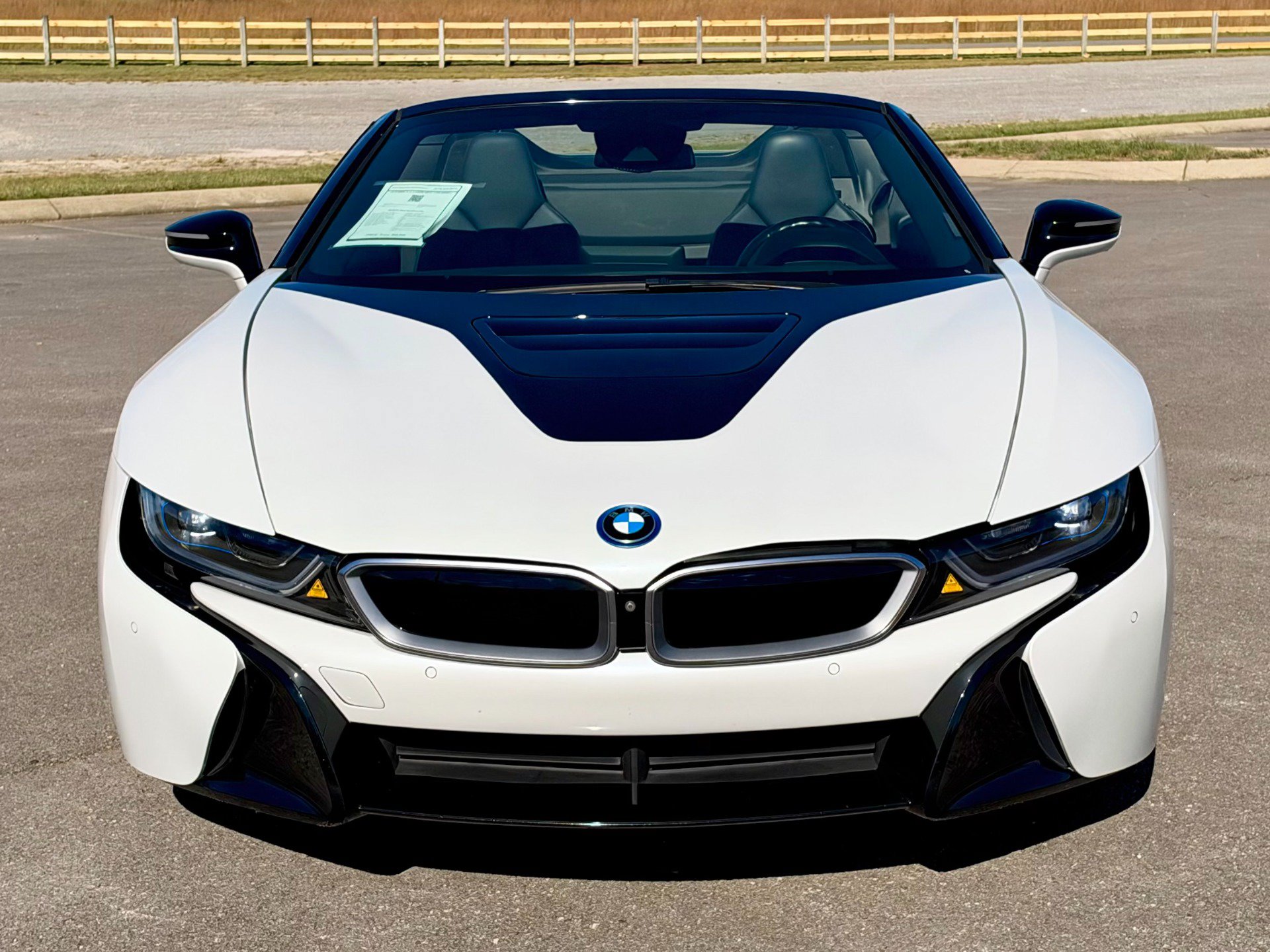 Used 2019 BMW i8 Roadster AWD/4WD image 9