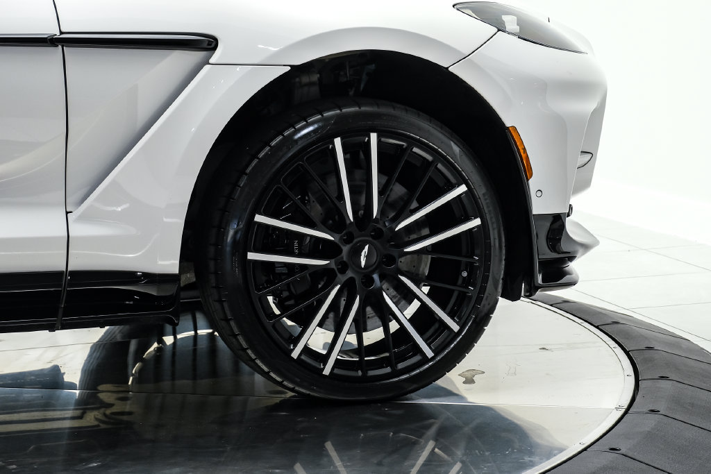 Used 2023 Aston Martin DBX 707 AWD/4WD image 59