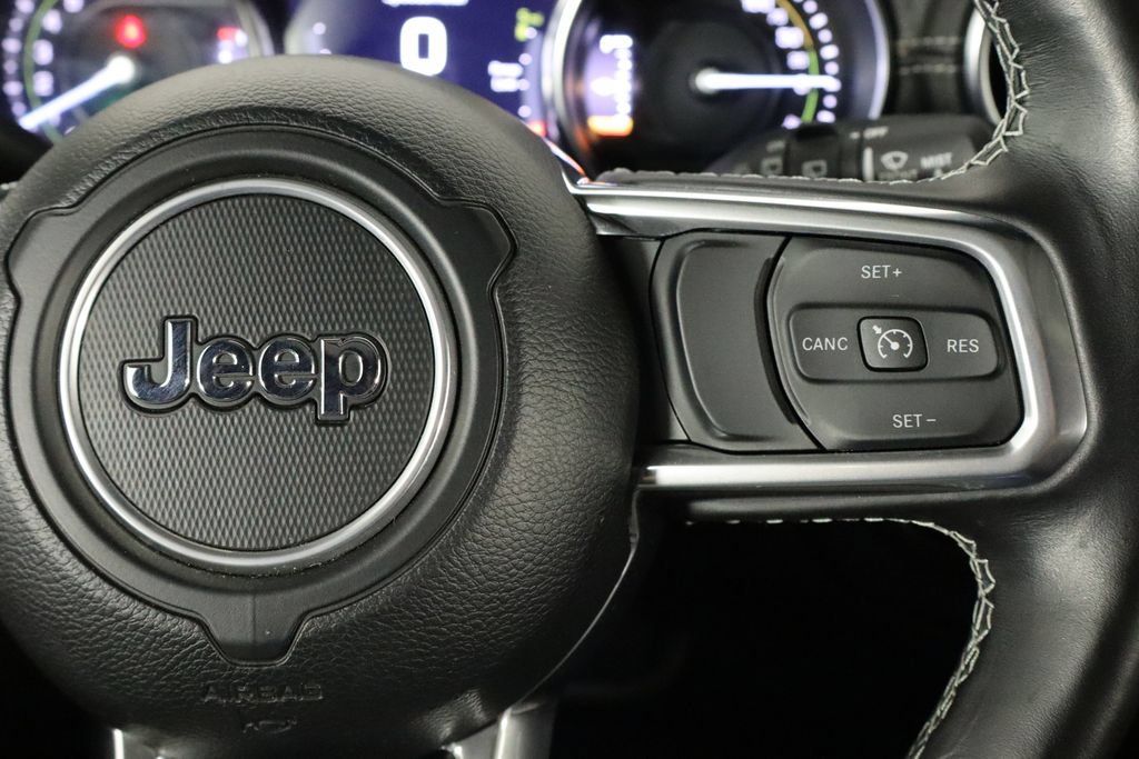 Used 2023 Jeep Wrangler Unlimited Sahara w/ Cold Weather Group AWD/4WD image 10