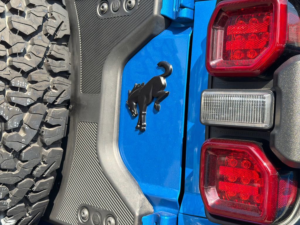 Used 2024 Ford Bronco Raptor w/ Interior Carbon Fiber Pack 6 image 10