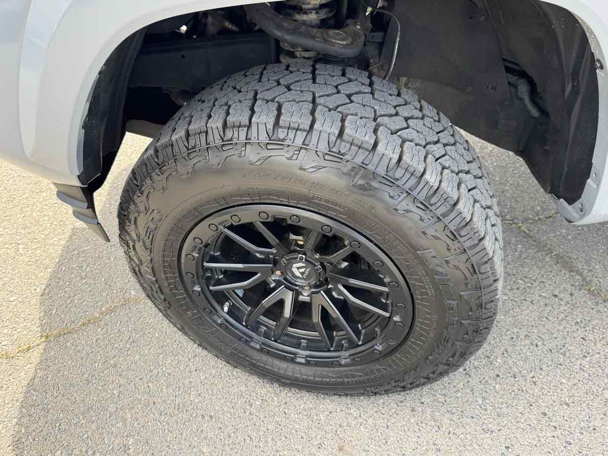 Used 2019 Toyota Tacoma TRD Sport w/ TRD Premium Sport Package image 37