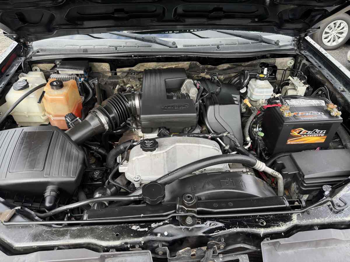 Used 2008 Chevrolet Colorado LT image 16