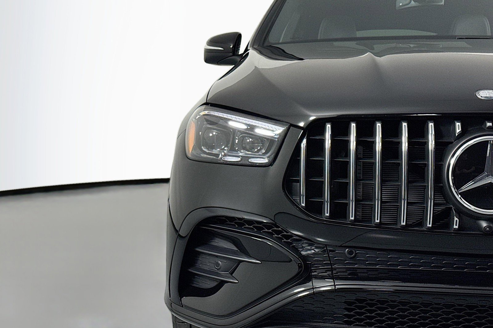 New 2026 Mercedes-Benz GLE 53 AMG 4MATIC Coupe image 13