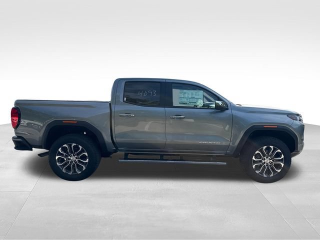 New 2026 GMC Canyon Denali w/ LPO, Black Badging Package AWD/4WD image 6
