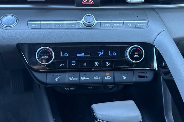 Used 2023 Hyundai Elantra SEL w/ Convenience Package FWD image 25