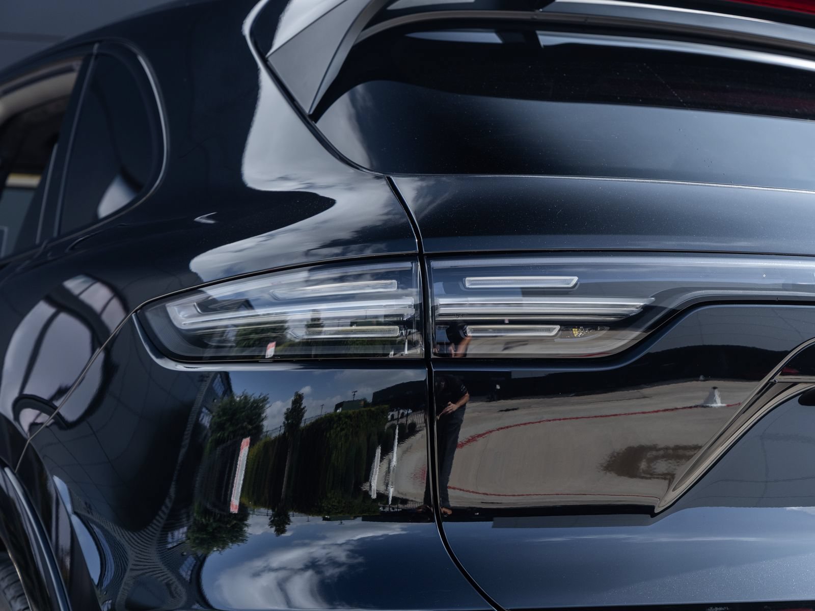 Certified 2023 Porsche Cayenne GTS AWD/4WD image 14