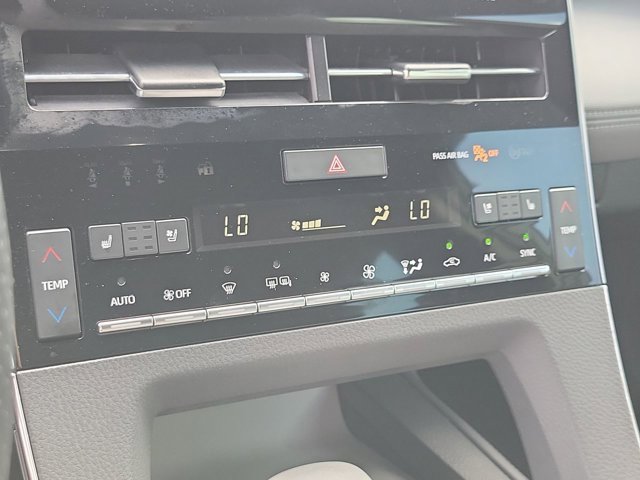 Used 2019 Toyota Avalon Touring image 24