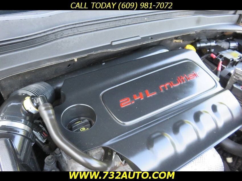 Used 2015 Jeep Renegade Limited w/ Trailer Tow Group AWD/4WD image 27
