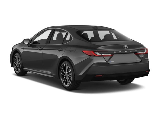 Used 2025 Toyota Camry XLE AWD/4WD image 2