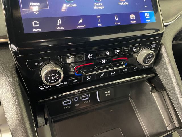 Used 2024 Jeep Grand Cherokee Overland w/ Adv Protech Group III image 8