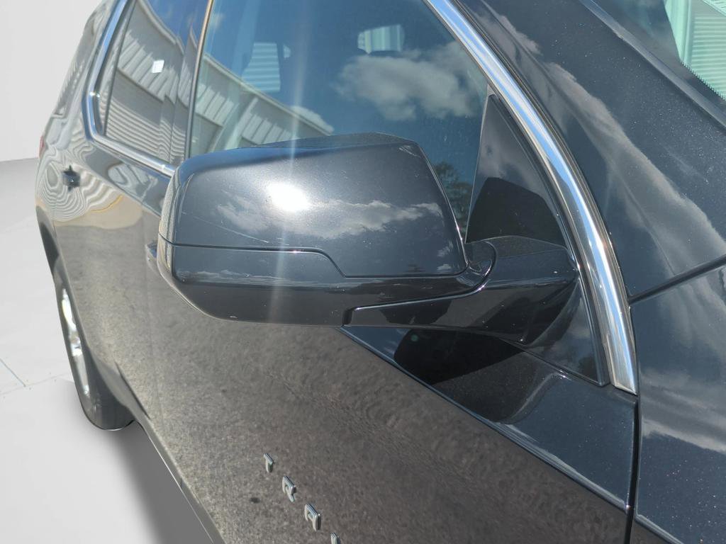 Used 2021 Chevrolet Traverse LS w/ LPO, Cargo Package image 11