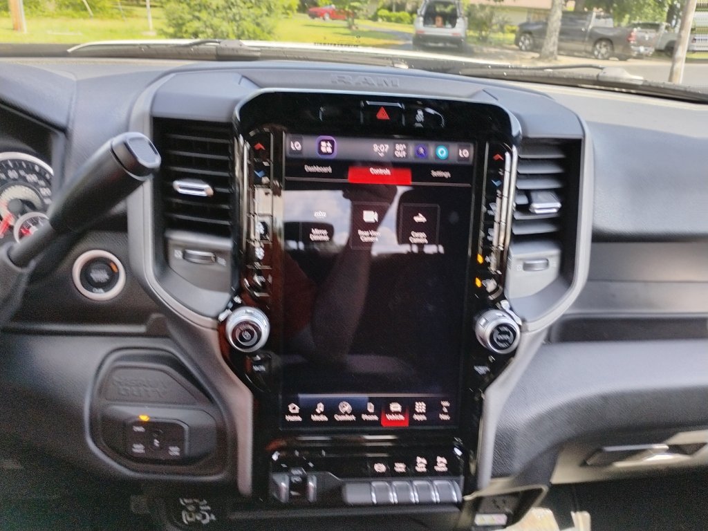 New 2026 RAM 3500 Tradesman AWD/4WD image 31