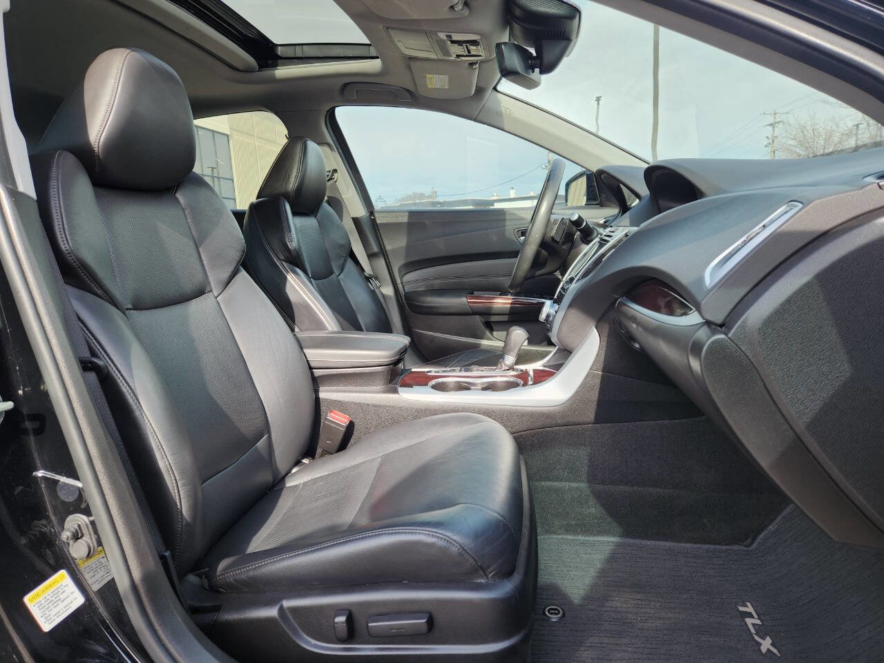 Used 2017 Acura TLX w/Tech 4dr Sedan w/Technology image 14