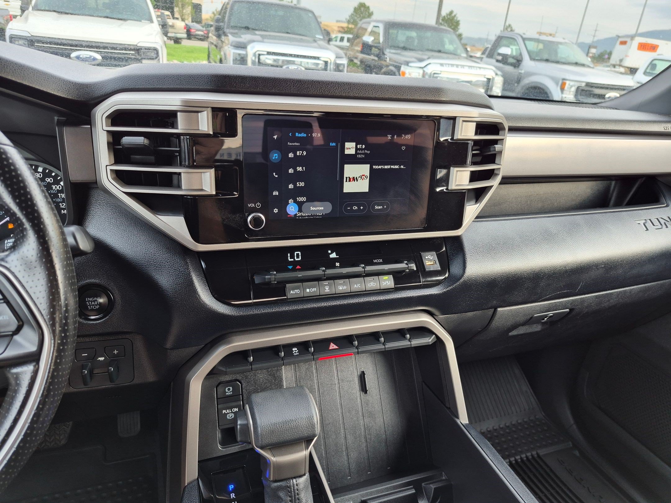 Used 2026 Toyota Tundra SR5 w/ SR5 Convenience Package AWD/4WD image 27