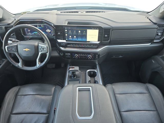 Used 2022 Chevrolet Silverado 1500 LTZ w/ LTZ Premium Package image 9