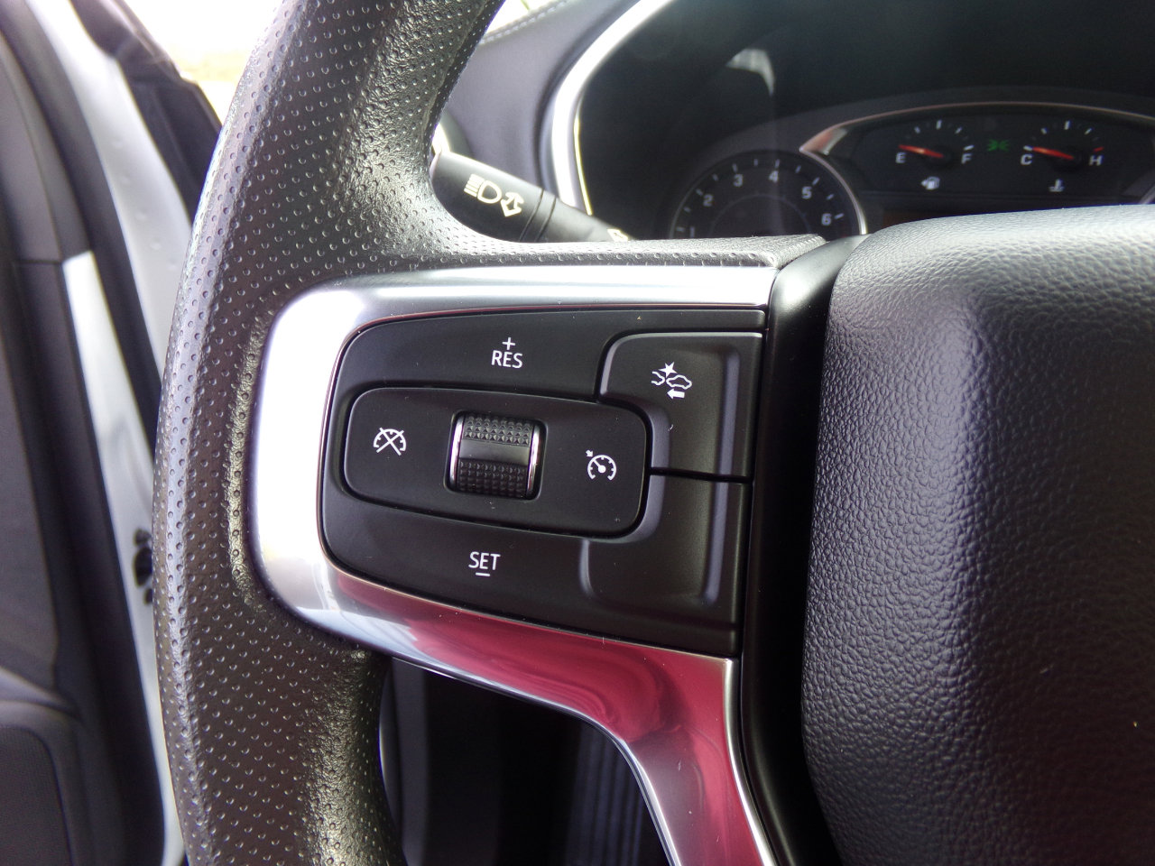 Used 2024 Chevrolet Blazer LT w/ Convenience Package image 15