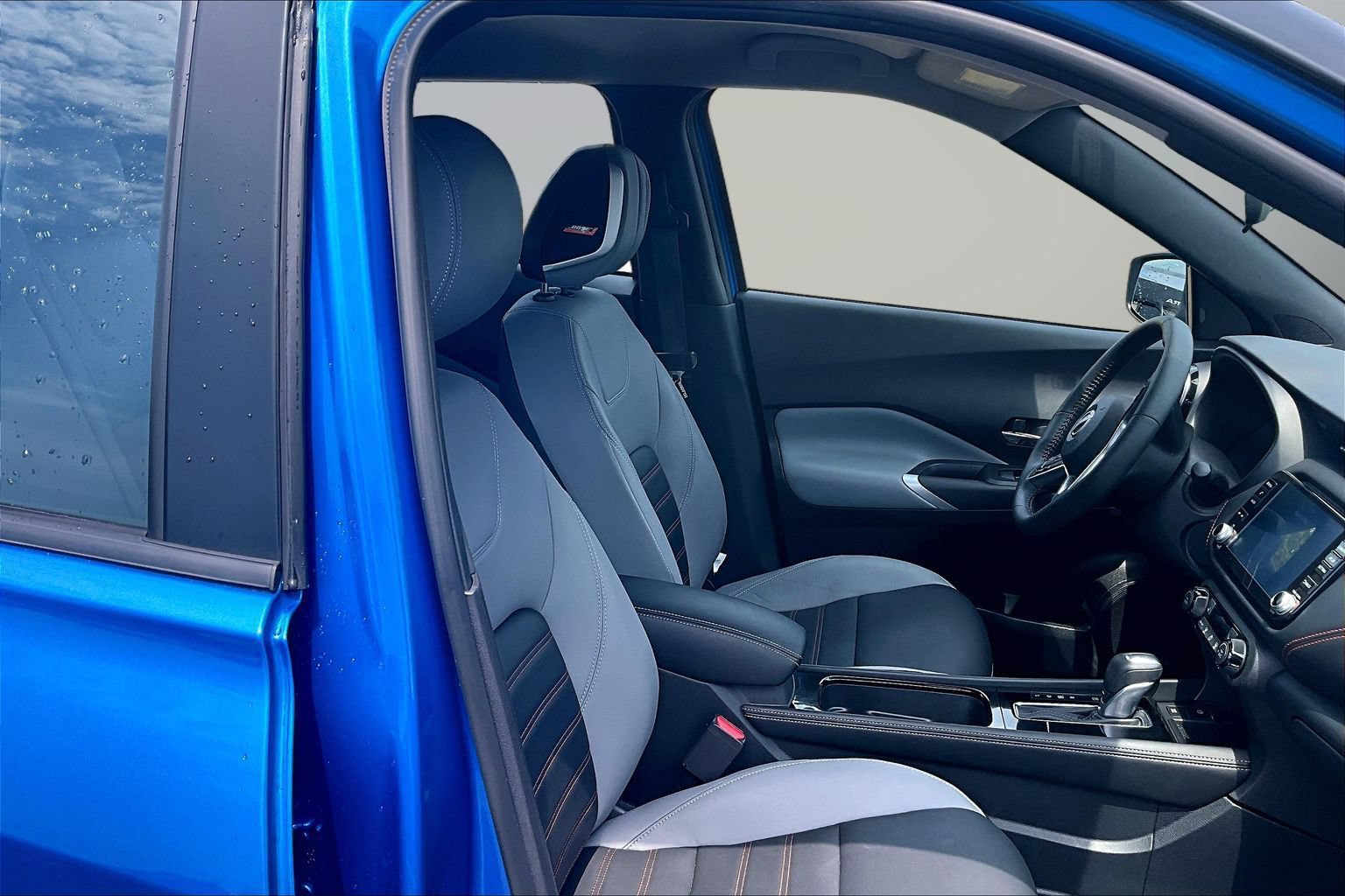 Certified 2023 Nissan Kicks SR w/ SR Premium Package FWD image 6