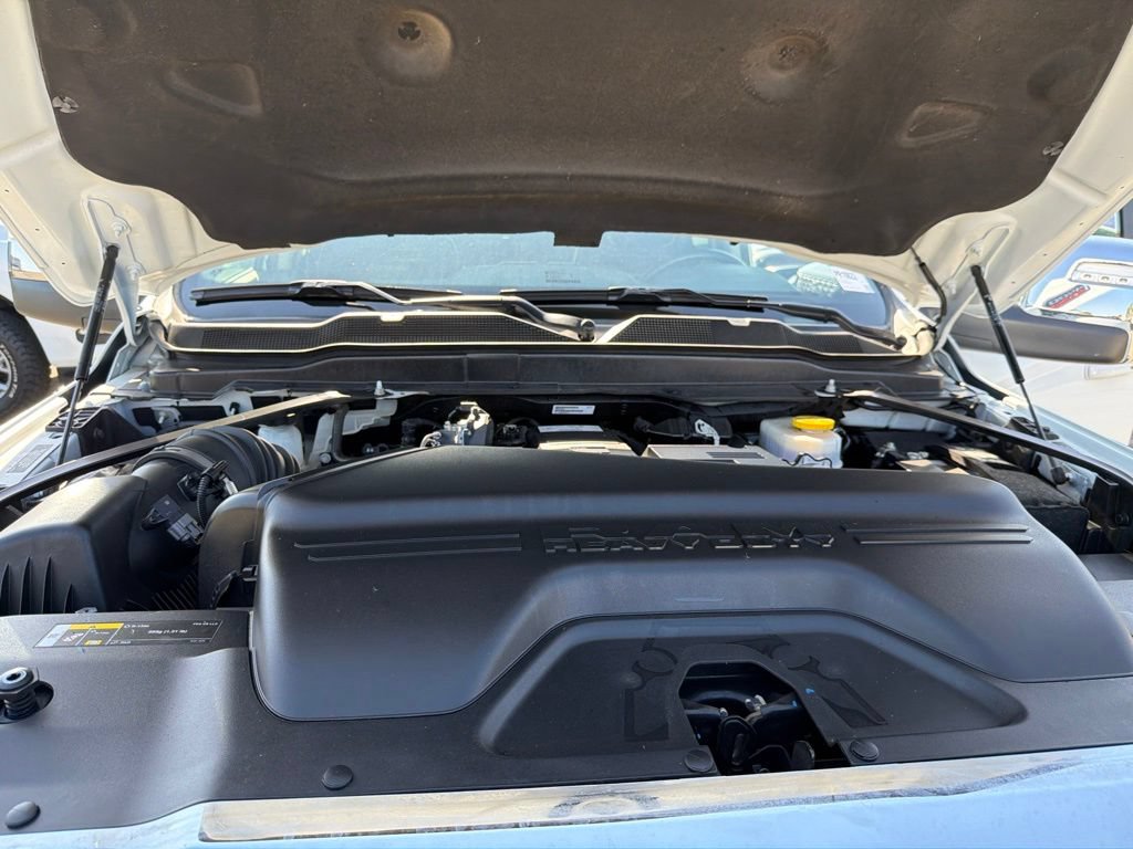 Used 2024 RAM 2500 Laramie AWD/4WD image 14