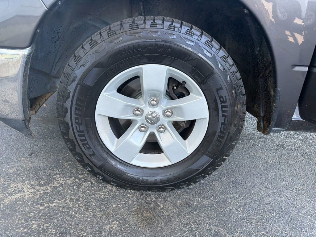 Used 2018 RAM 1500 Classic SLT image 27