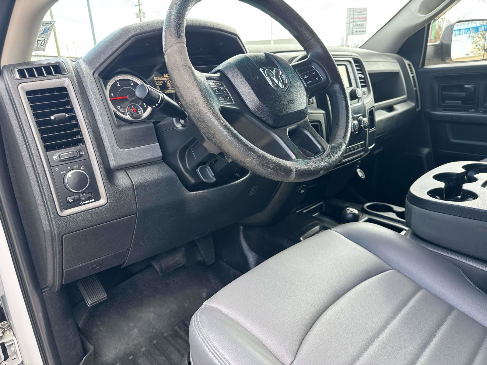 Used 2017 RAM 2500 Tradesman w/ Chrome Appearance Group image 17