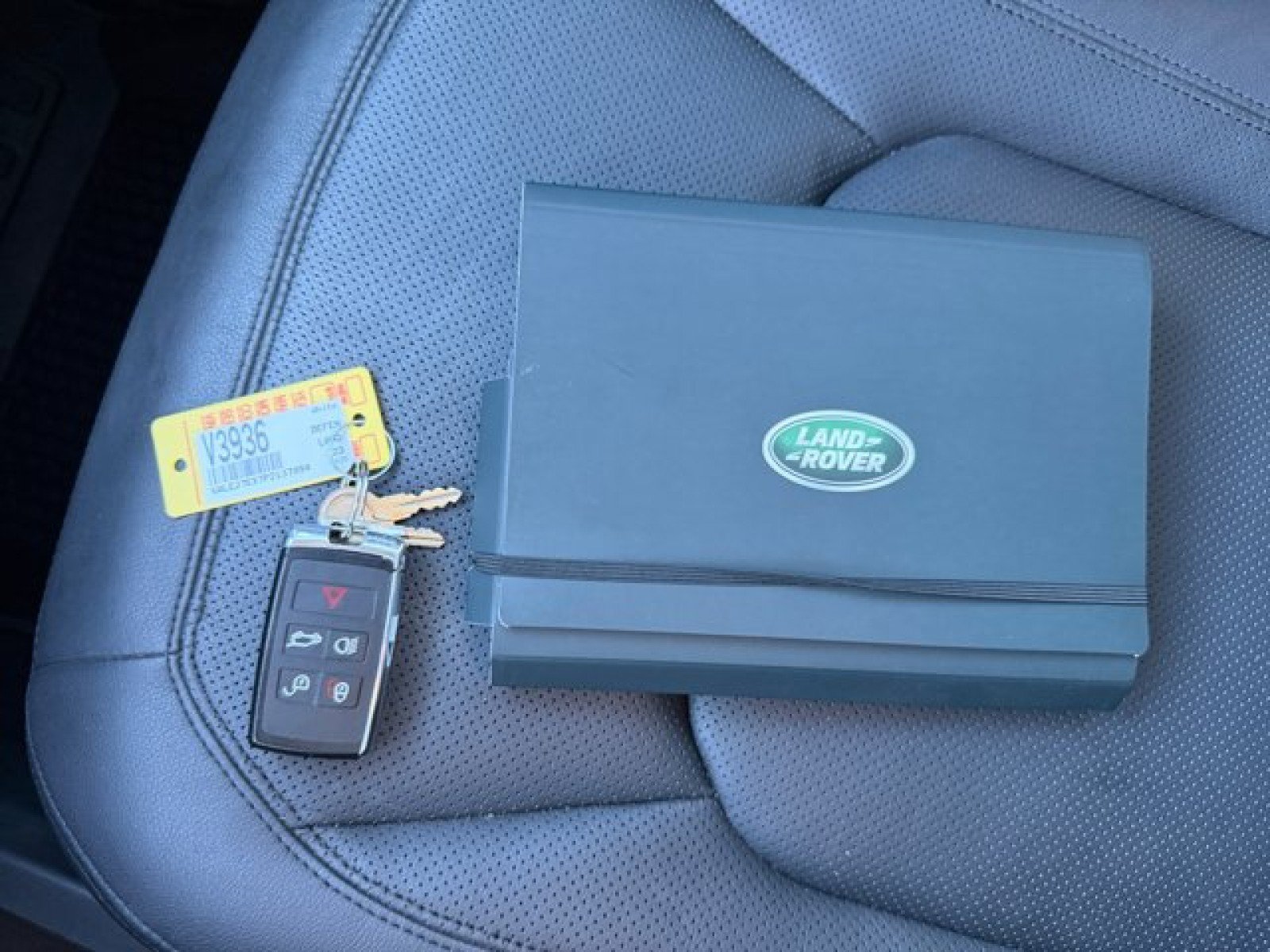 Certified 2023 Land Rover Defender 110 S AWD/4WD image 22