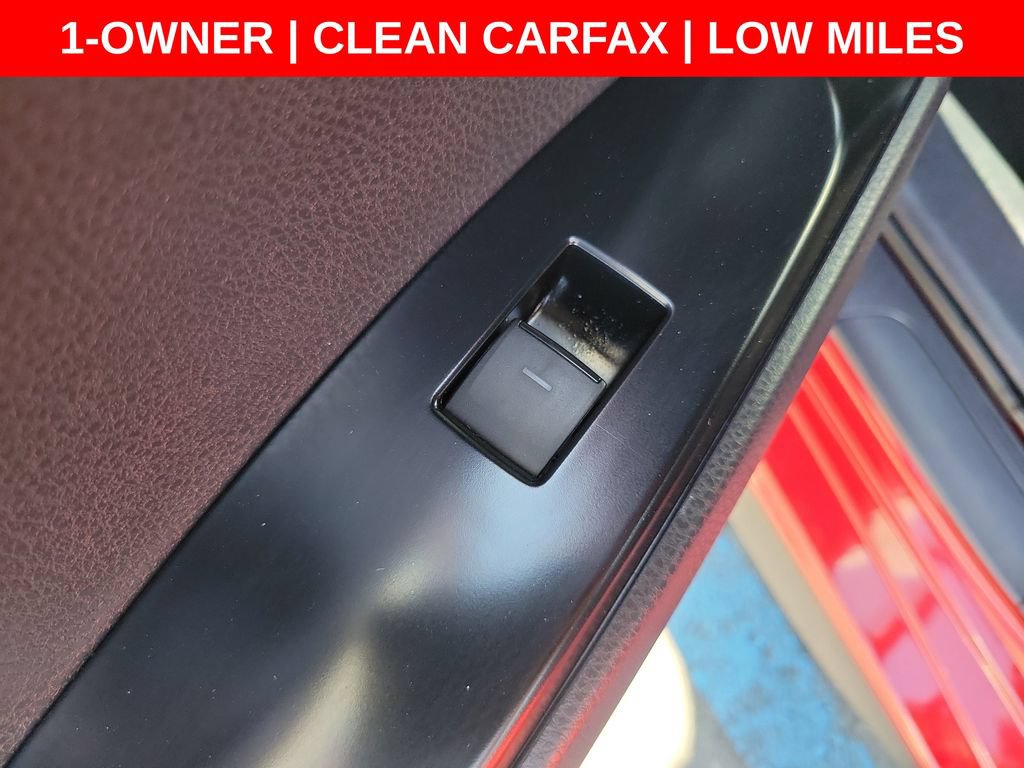 Used 2025 Toyota Camry SE FWD image 18