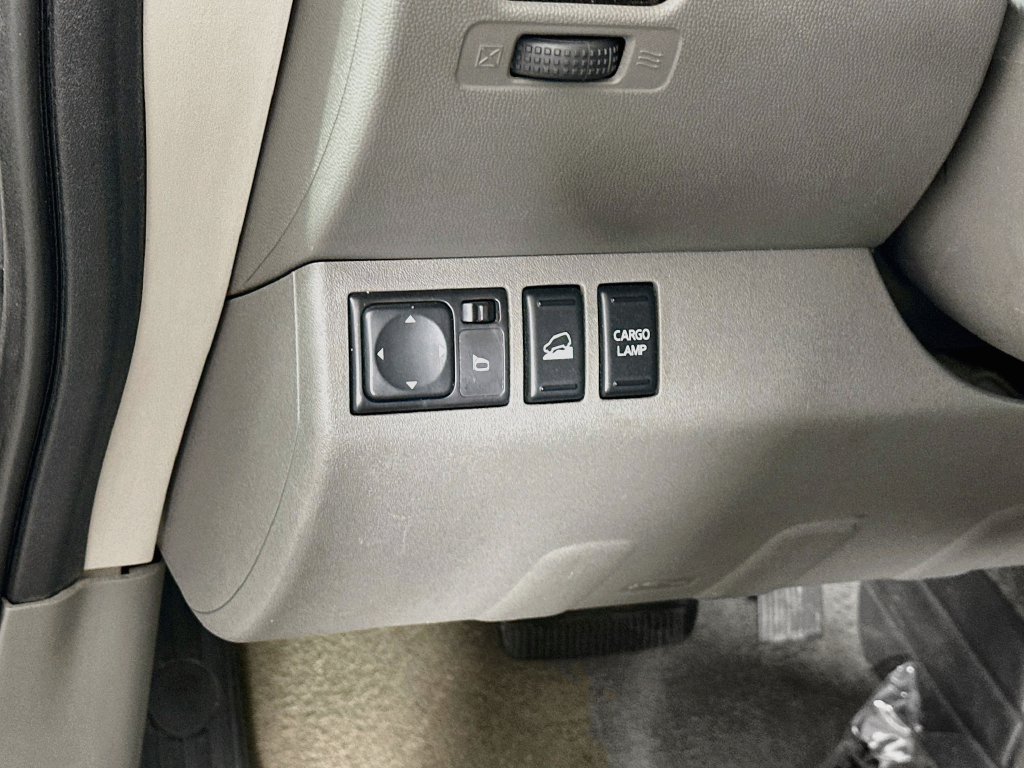 Used 2017 Nissan Frontier SV AWD/4WD image 15