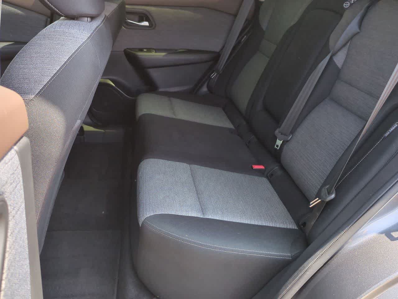 Used 2023 Nissan Rogue SV AWD/4WD image 18