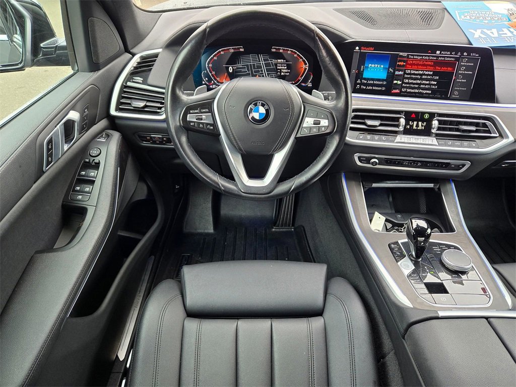 Used 2022 BMW X5 xDrive40i w/ Parking Assistance Package image 8