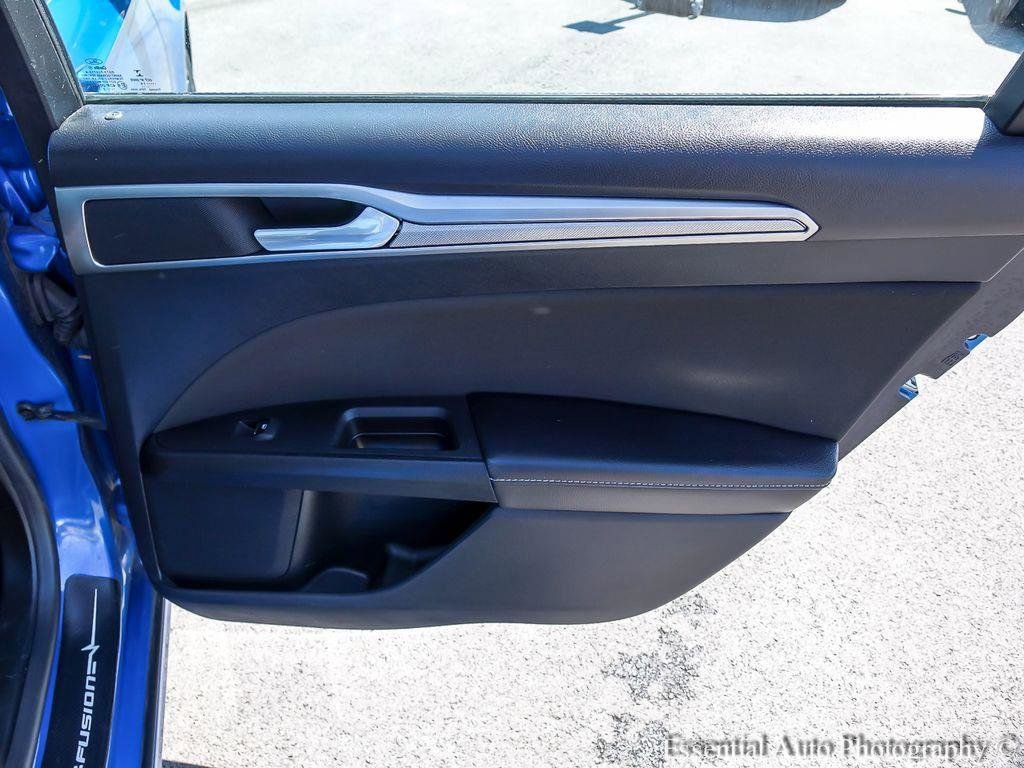 Used 2019 Ford Fusion SE image 23