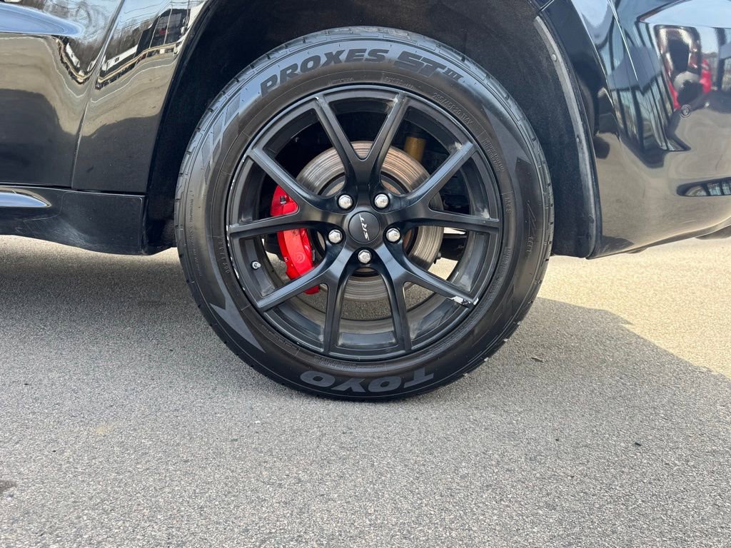 Used 2018 Jeep Grand Cherokee SRT image 16