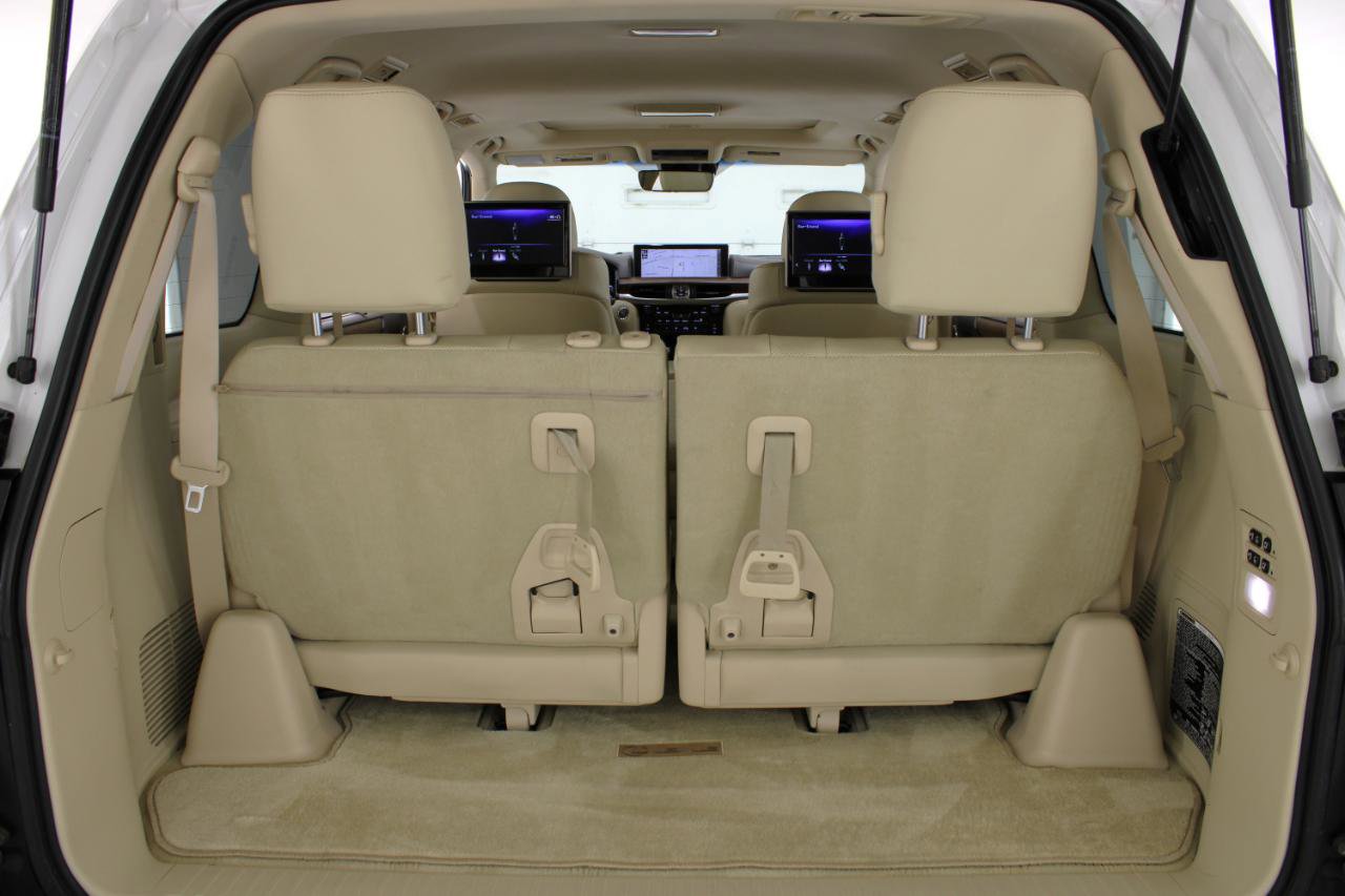 Used 2017 Lexus LX 570 4WD w/ Luxury Package image 76