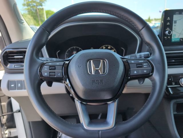 Used 2024 Honda Pilot Touring image 23